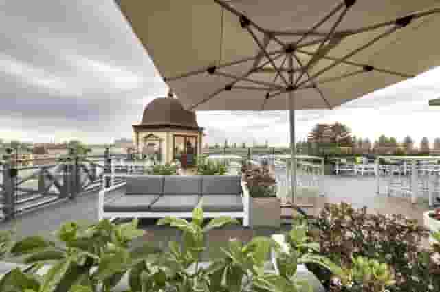 Rooftop Bar