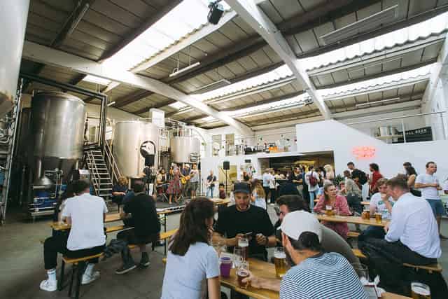 Hiver taproom