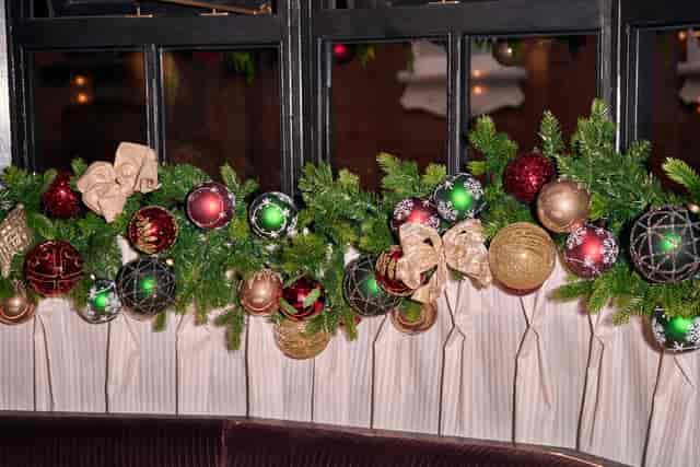 Elegant seasonal table centerpiece in Sale e Pepe private dining room for event venue hire.