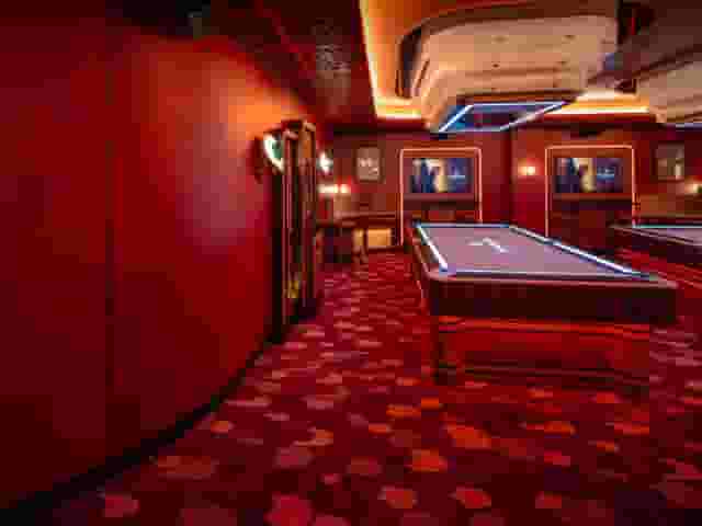 The Queen Vera Suite