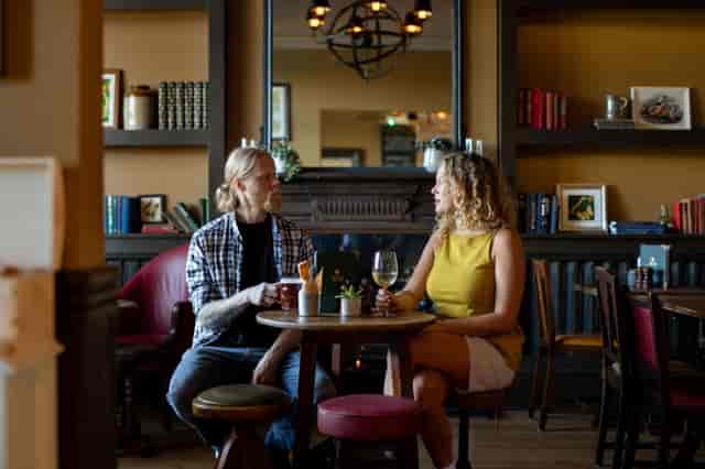 Cozy Jazz Room in Bull's Head, ideal for networking and informal meetings.