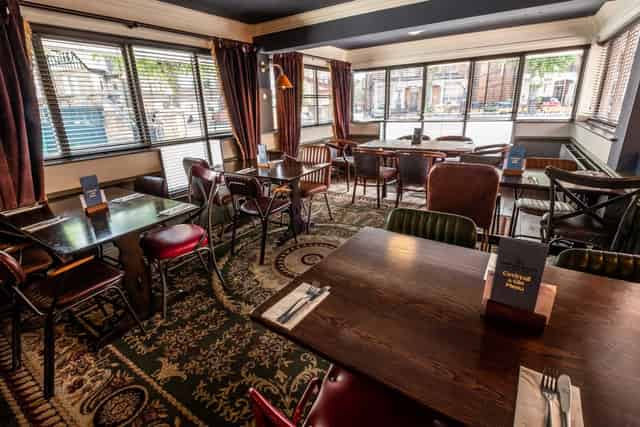 Bar & Restaurant (Sectioned Areas / Booth Bookings)