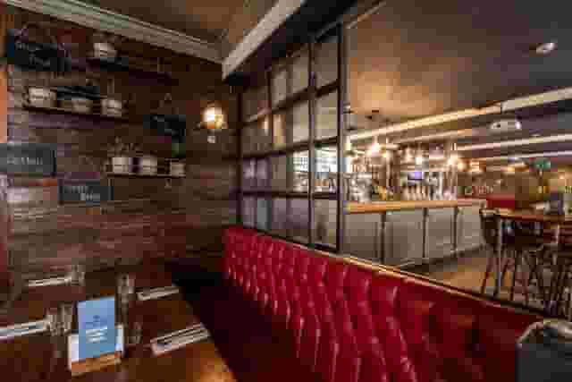 Bar & Restaurant (Sectioned Areas / Booth Bookings)