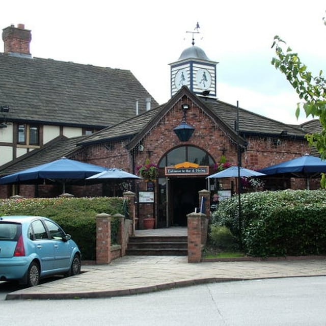 Outdoor raised decking at Larwood & Voce, ideal for intimate meetings and events.