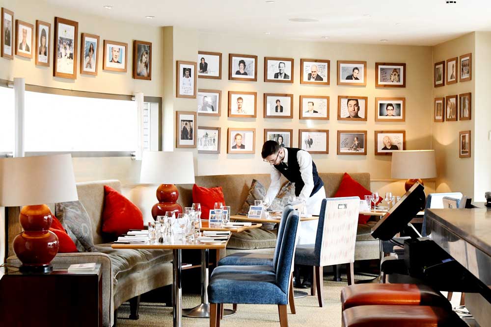 Stylish lounge at Hart's Kitchen, perfect for intimate meetings and networking events. - Banner