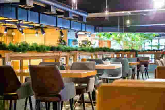 Main Restaurant & Bar
