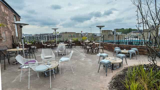 Terrace Bar