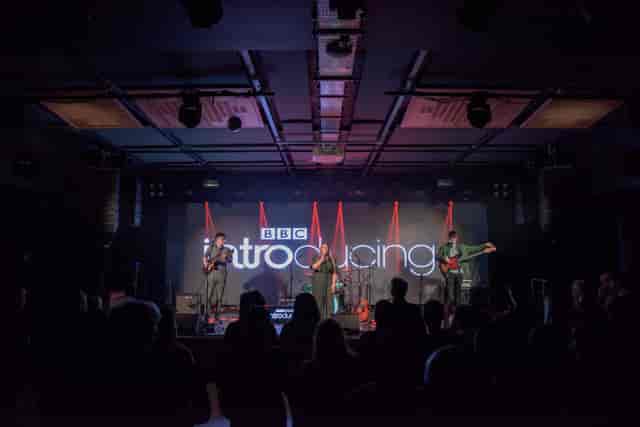 Live performance on Metronome Main Stage with vibrant lighting for events.
