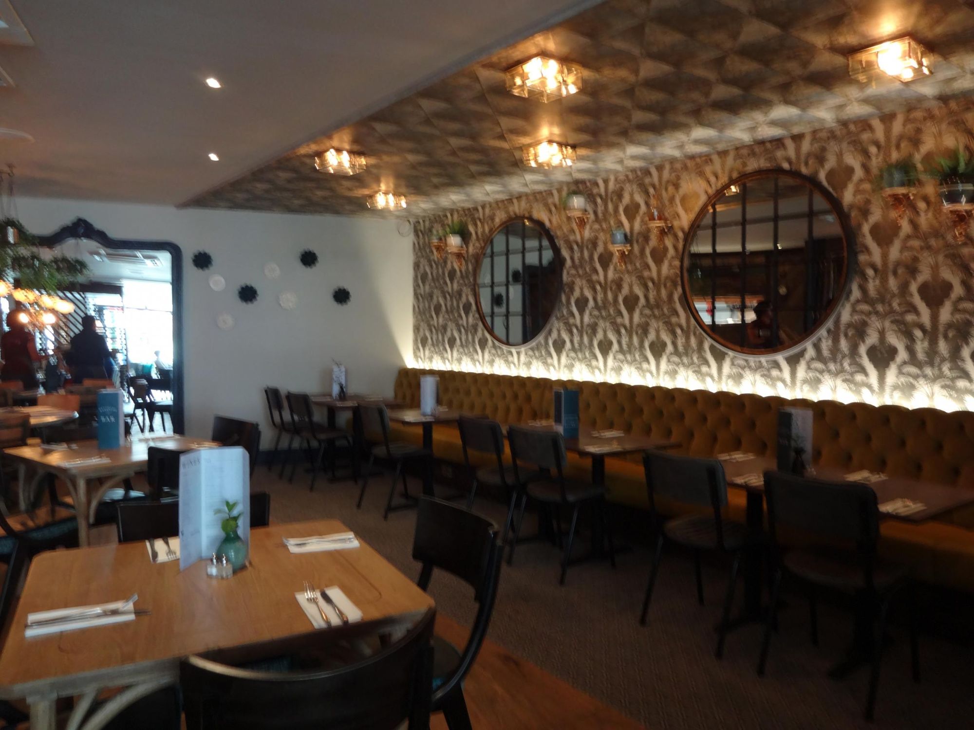 Stylish restaurant The Snug at The Refinery for intimate meetings and events.