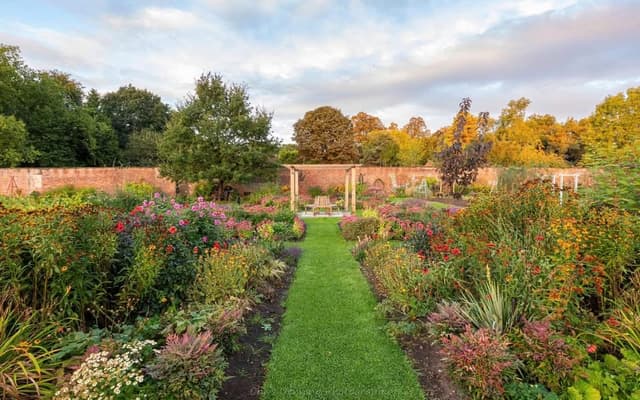 Walled Garden