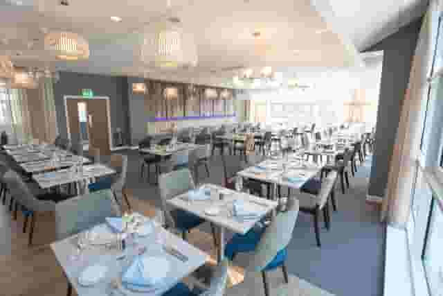 Spotlight Bar & Restaurant
