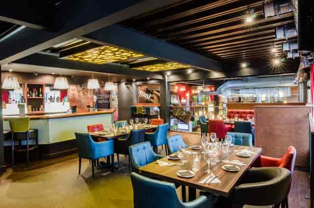 Saltbox Bar at Motorpoint Arena: modern dining setup for events and meetings.