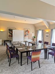 Small Meeting Rooms