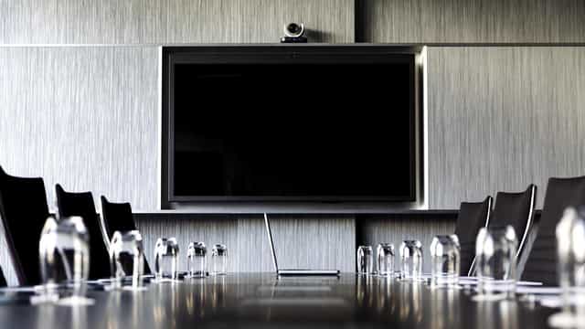 Corporate hybrid meeting boardroom in Pullman Eindhoven Cocagne for professional business events.