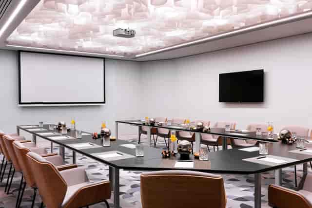 U-shape boardroom at Arche Hotel Poloneza for corporate meetings and professional conferences.