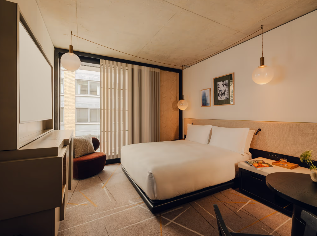 Deluxe Shoreditch Hotel Room | Business Meeting Event