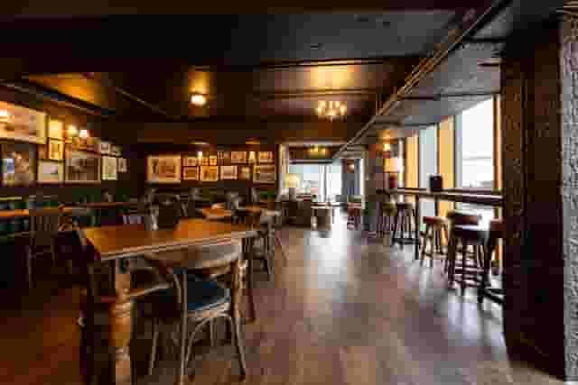Old Street Tavern