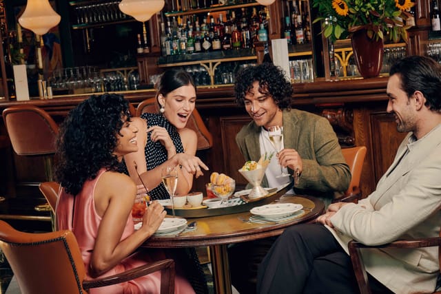 Amalfi Room at Harry's Covent Garden: upscale lounge for intimate incentive networking events.