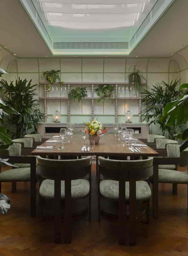 SiLVA Restaurant private dining room with biophilic design for executive dinners and events.