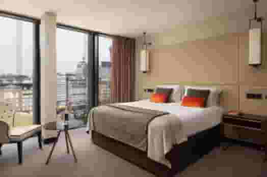 Bedroom (Superior Double)
