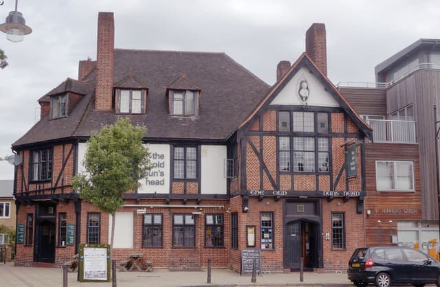 The Old Nun's Head