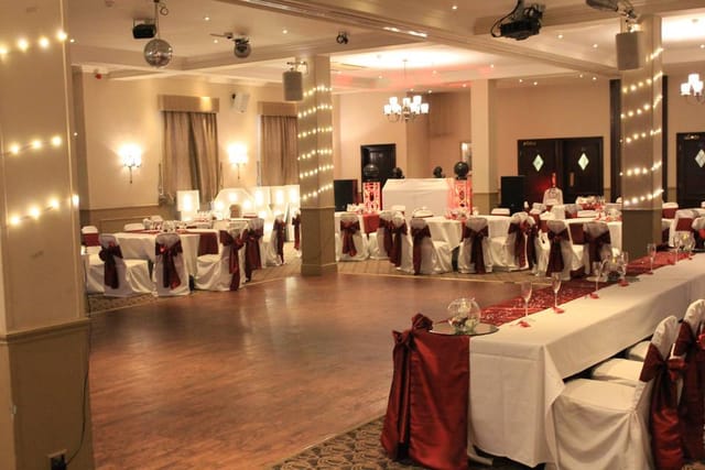 Lincoln Room ballroom wedding gala red white