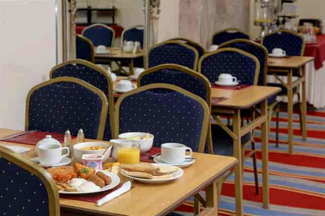 London hotel breakfast buffet event seating