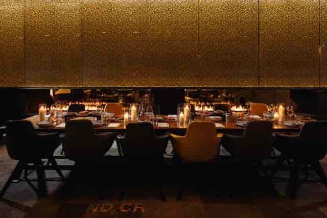 Upscale private dining, ARCA Bar, Amsterdam. Board dinner, client event.