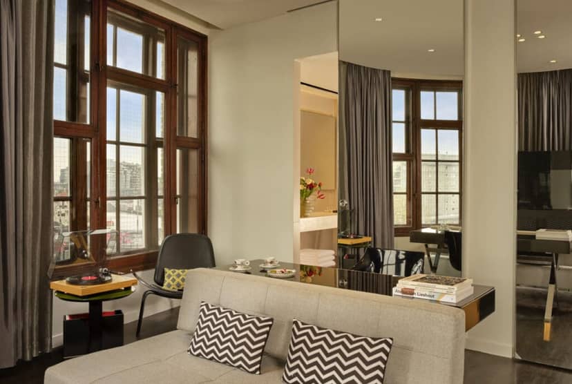 Amsterdam hotel lounge suite executive meeting VIP event