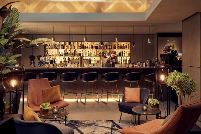 Amsterdam cocktail reception lounge event VIP