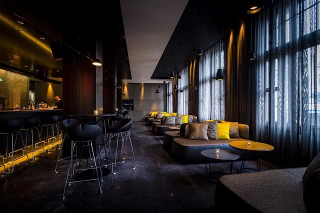 The Lounge