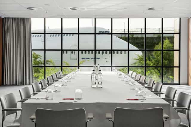 Amsterdam Park Plaza plane boardroom meeting event
