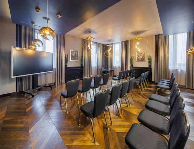 Park Suite 1