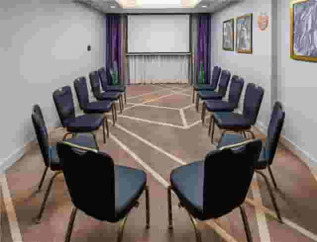 Park Suite 1