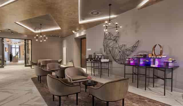 Nuremberg event lounge, travertine, reception