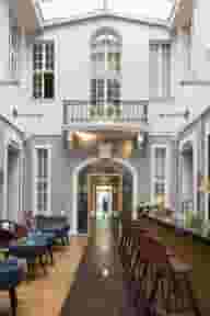 Small Meeting Rooms