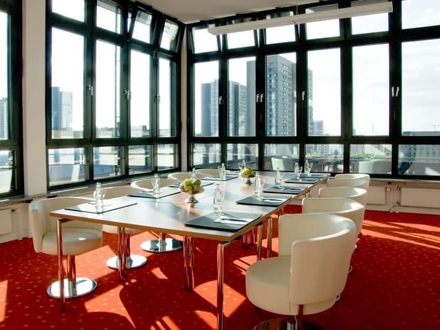 Private Boardroom