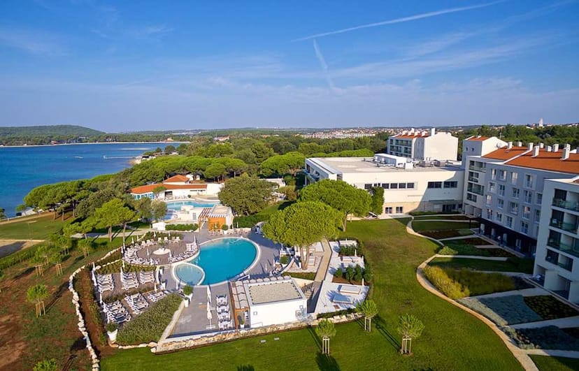 Park Plaza Belvedere Medulin event resort, pool, outdoor meeting