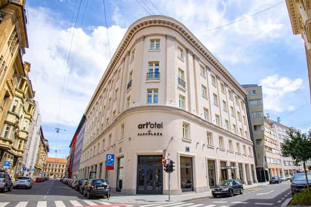 Zagreb rooftop bar, modern hotel, event venue