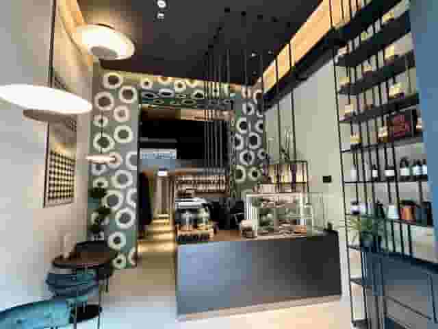 YEZI Restaurant & Bar