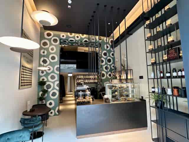 YEZI modern bar, Zagreb, corporate event, networking