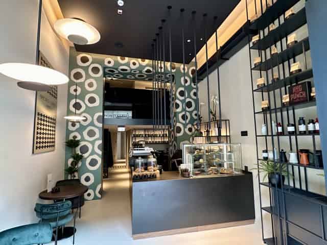 YEZI Restaurant & Bar