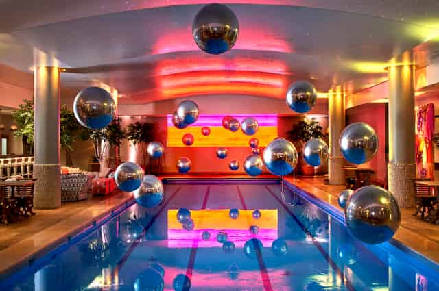 Lucky 8 Hotel