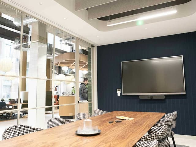 Meeting Room (8-person)