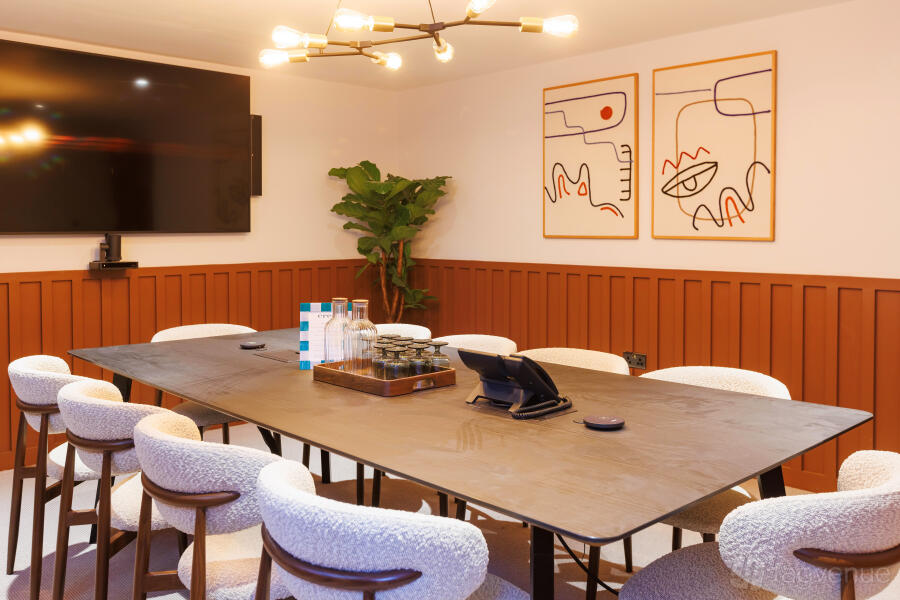 Modern London Bridge boardroom event space | Meeting workshop - Banner