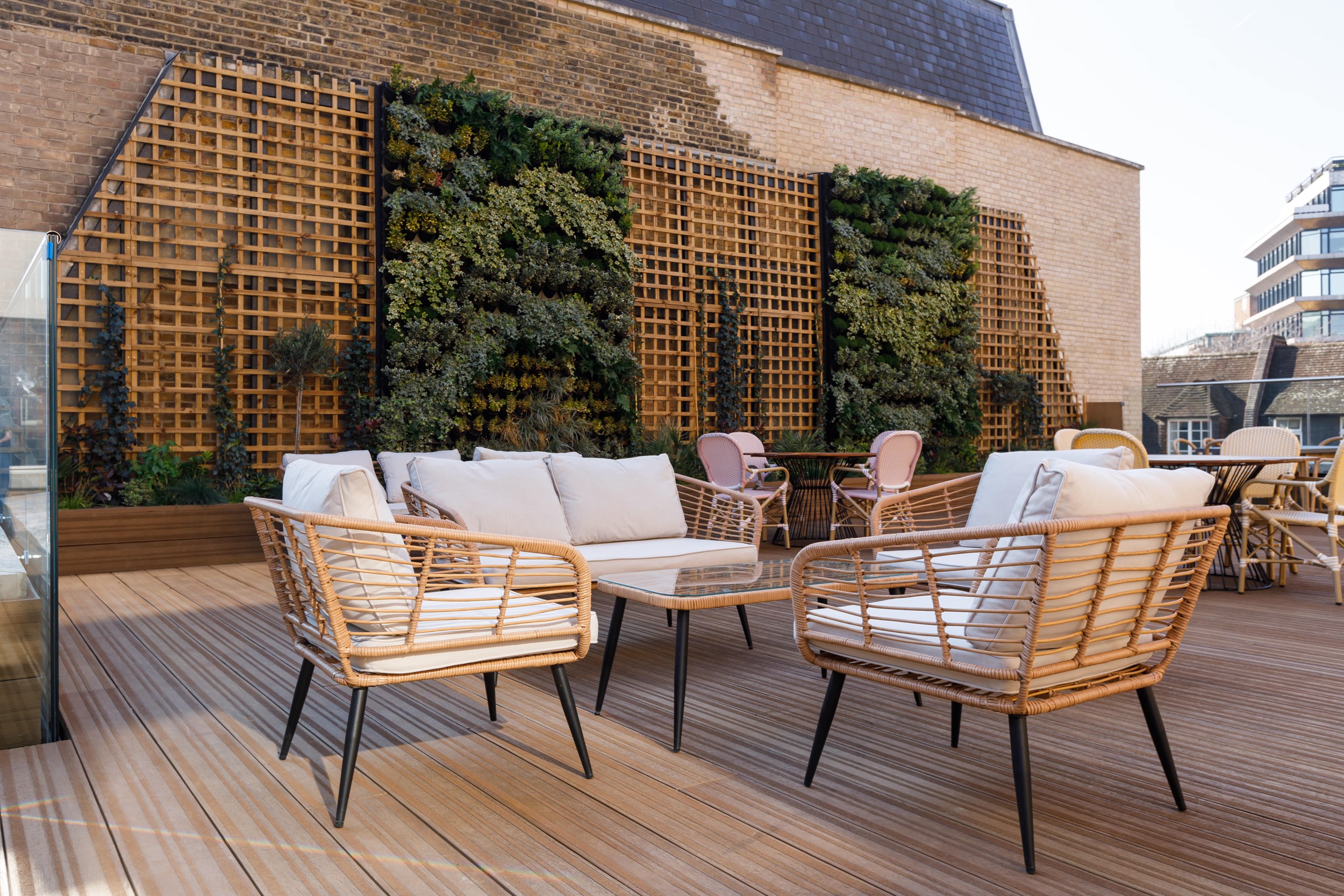 Rooftop terrace London Bridge: vertical garden, modern event space - Banner