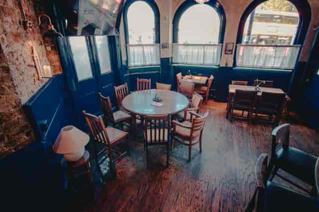 The Lock & Lantern - image 3
