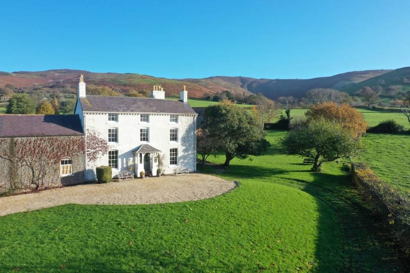 Great Alder House estate retreat venue