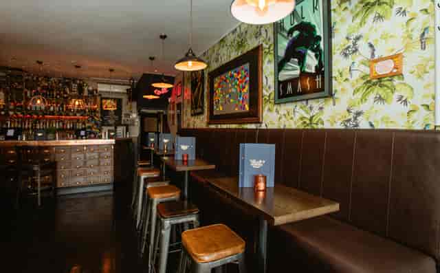 Bottomless cocktail bar party venue