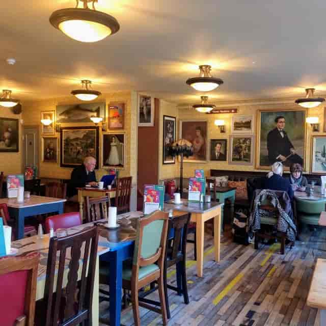 Melksham Hall bar, art, private dining, networking event